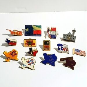 Lot of 14 Texas collectors Pins goldtone vintage to Mod Union